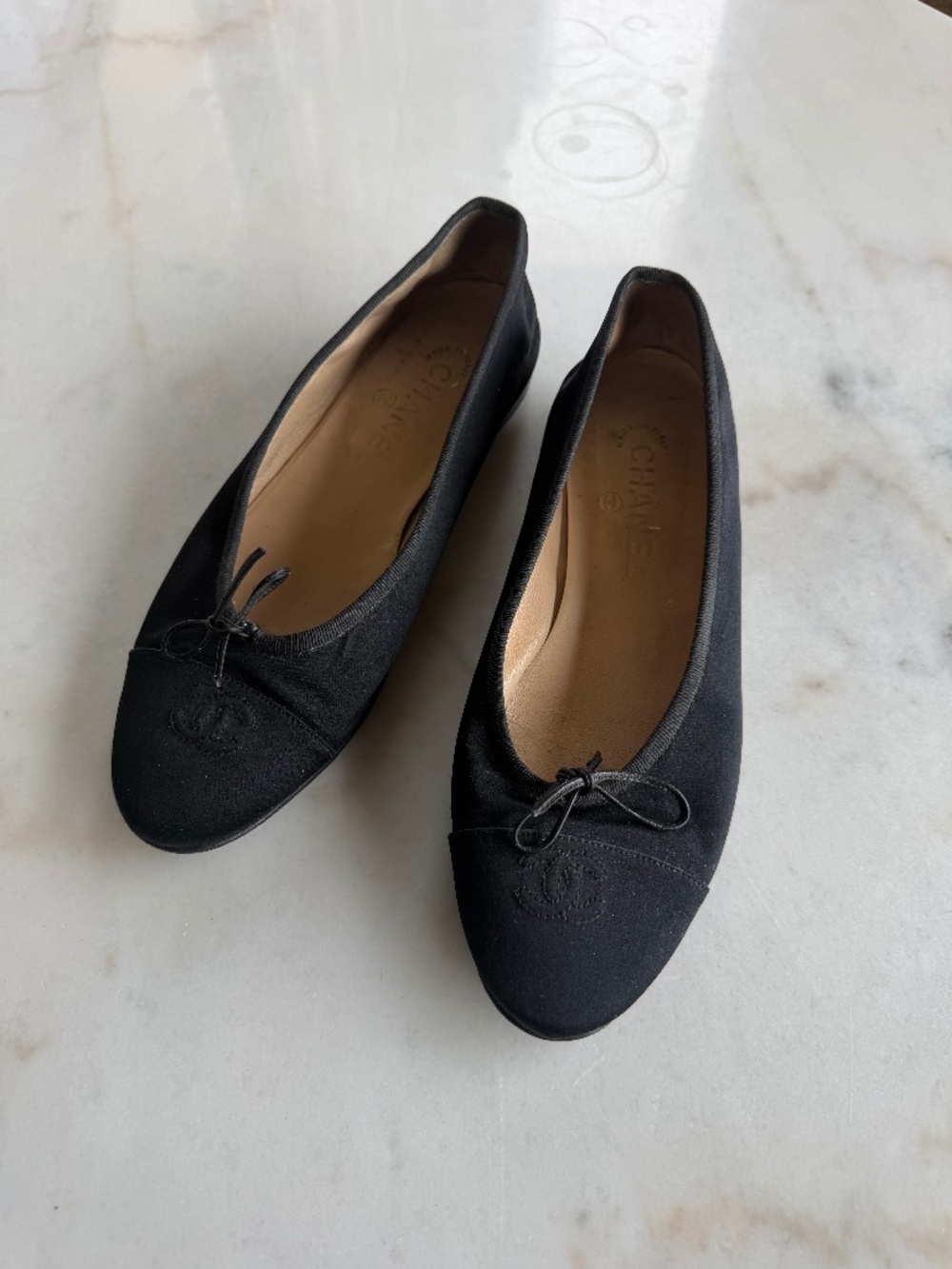 CHANEL Silk Ballet Flats